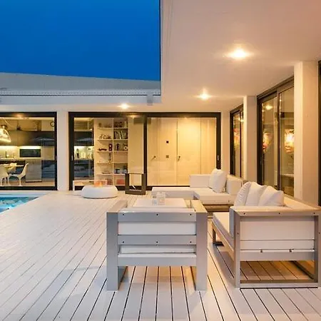 Villa Ibiza Style Barcelona