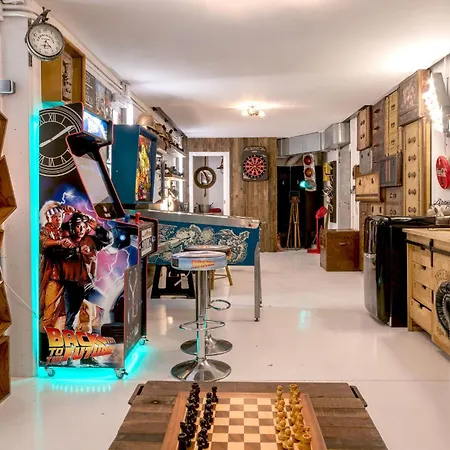 Villa Ibiza Style Barcelona *